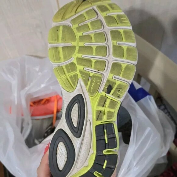 Saucony Womens Size 6 Ride - Picture 4 of 5